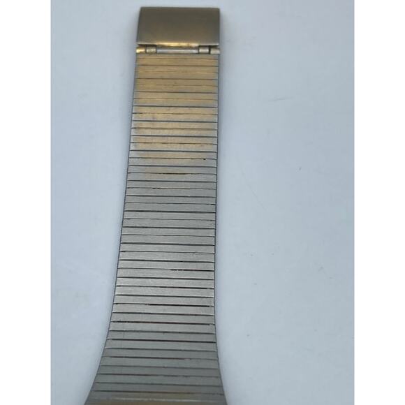 Vintage Timex Q Digital Men's Watch 30mm S Cell Day Date New Battery Command Bar - Picture 7 of 11